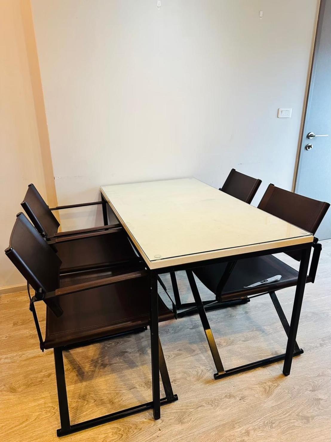 Apartment The Base